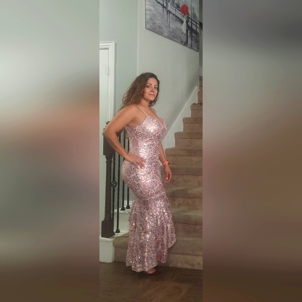 Betsy & Adam Womens Sequined Midi Evening Dress